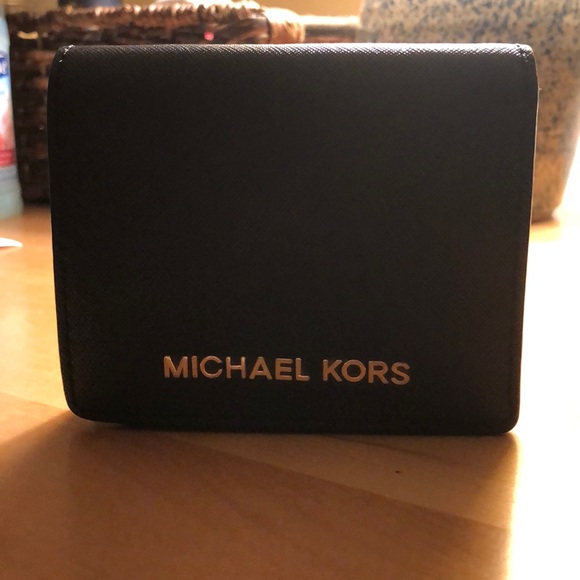 Michael Kors Handbags - Michael Kors Wallet